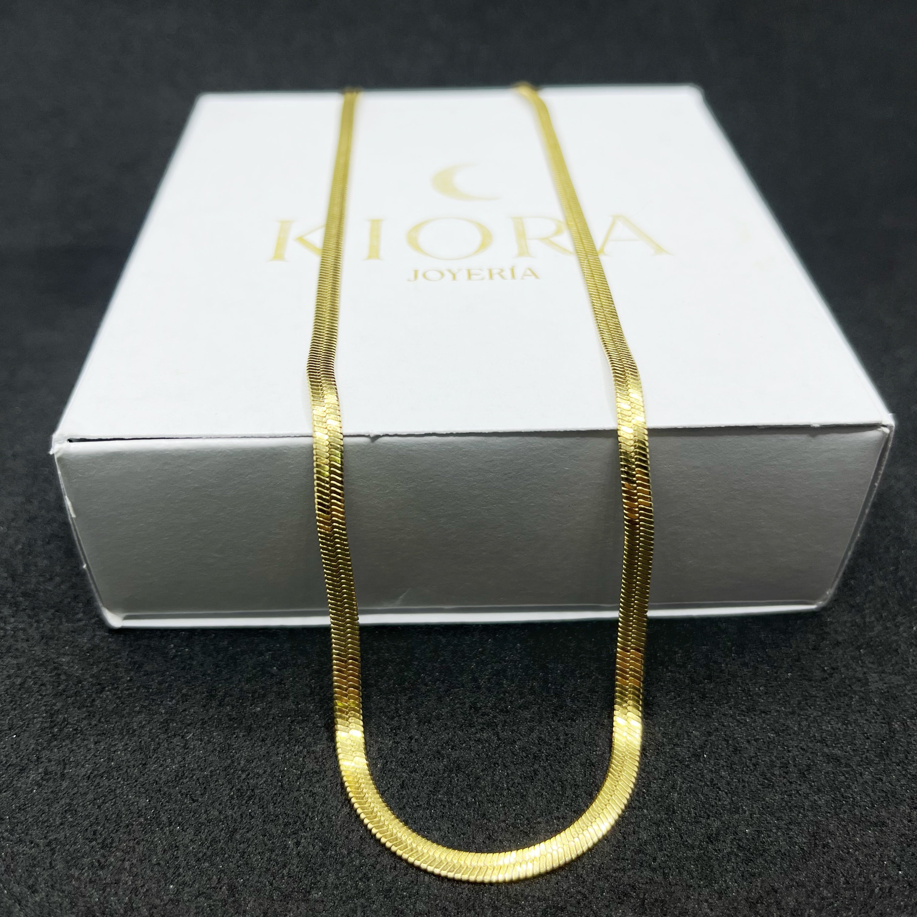 CADENA EGIPCIA MUJER