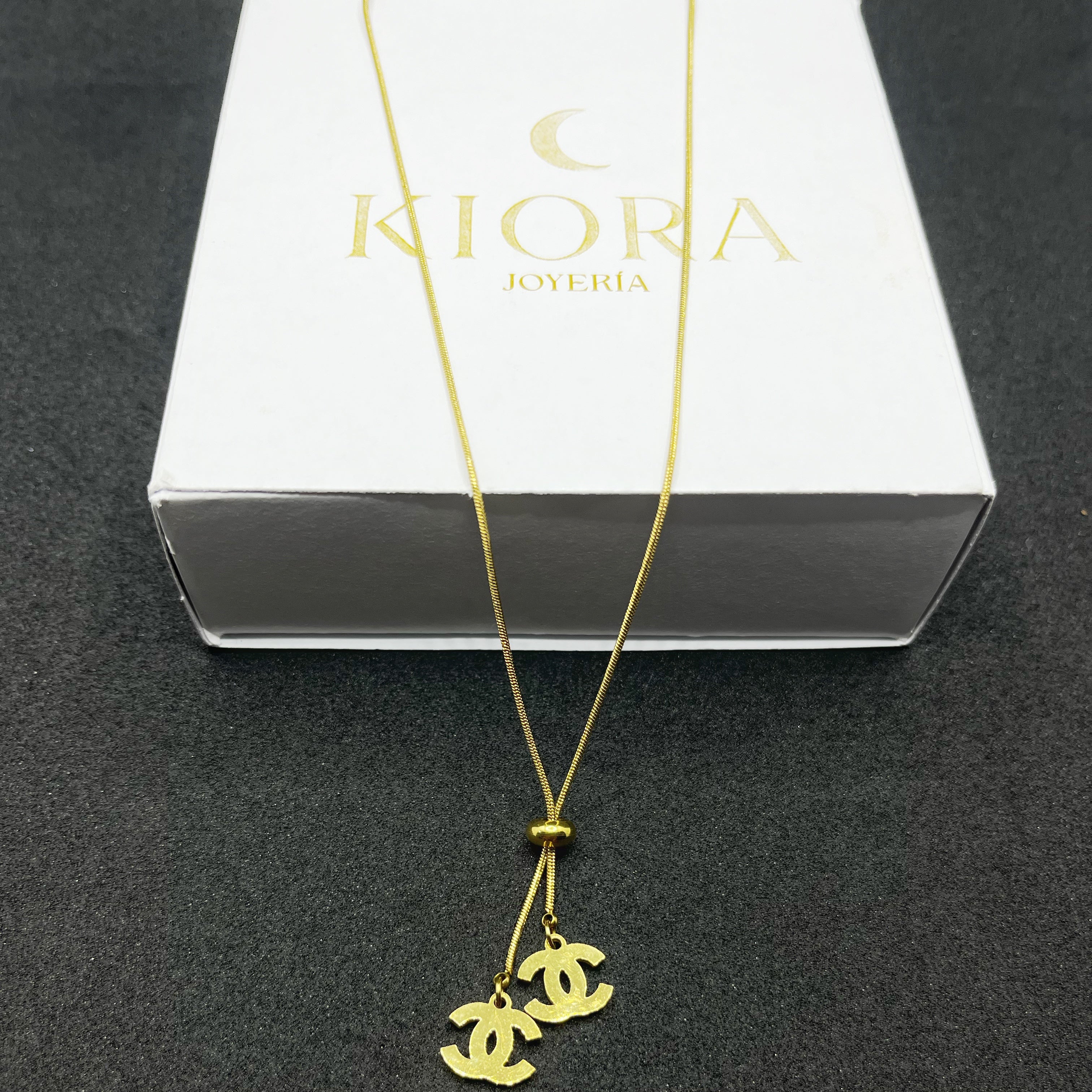 CADENA CHANEL 2 DIJES MUJER