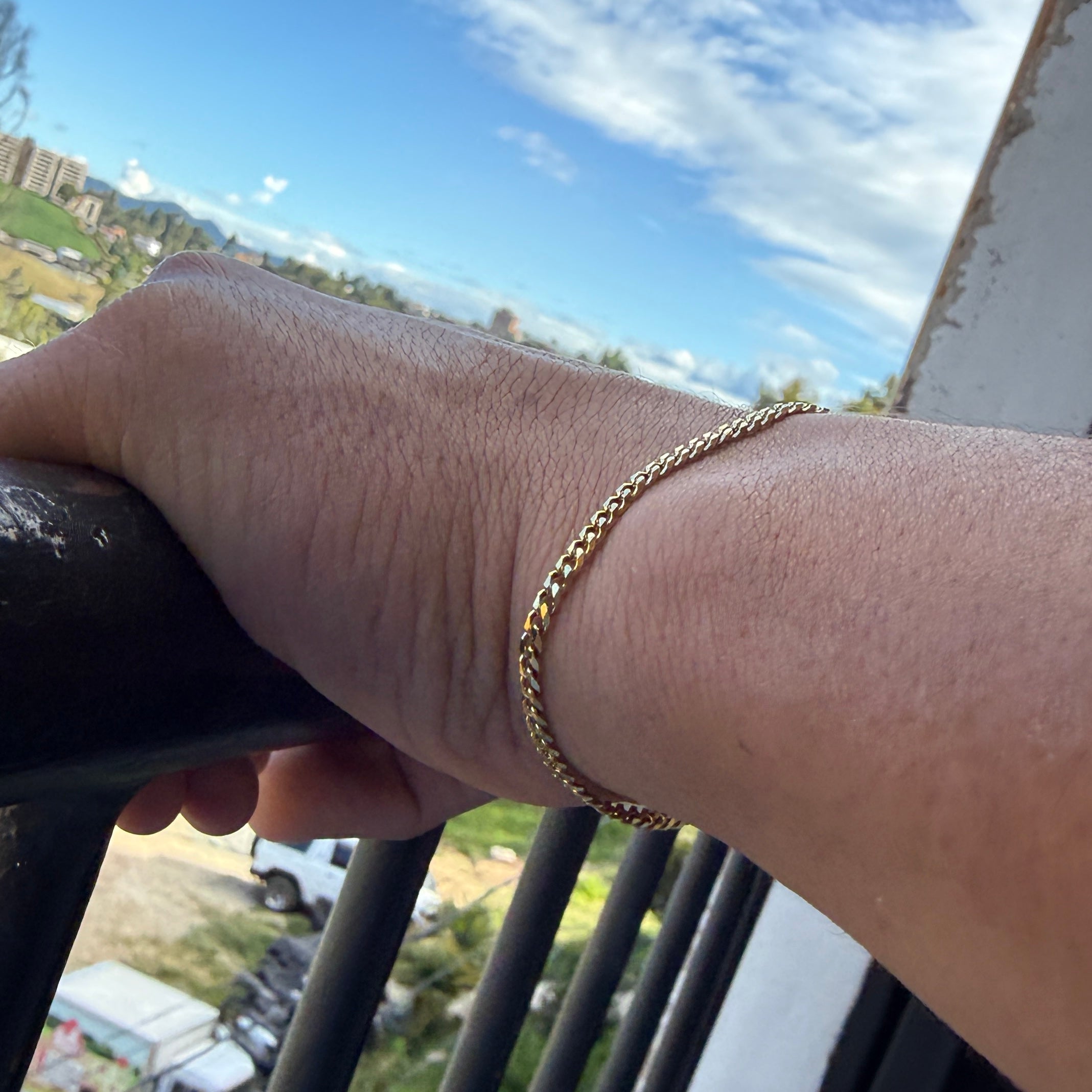 COMBO CADENA Y PULSERA CUBANA - ORO LAMINADO 18K